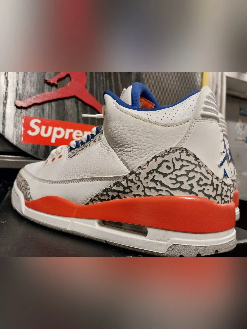 Retro Jordan 3 Cements Knicks Size 9